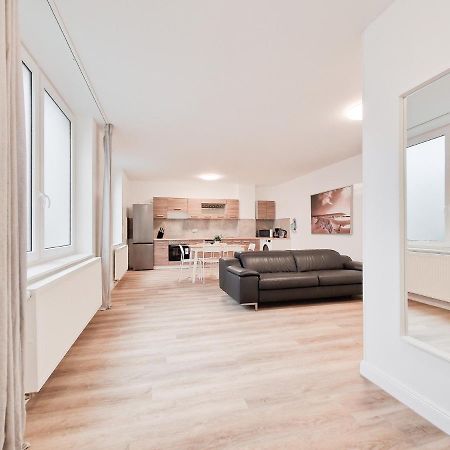 Raj Living - City Apartment With 3 Rooms - 15 Min Messe Dus & 10 Min Old Town Dus Düsseldorf Exterior foto